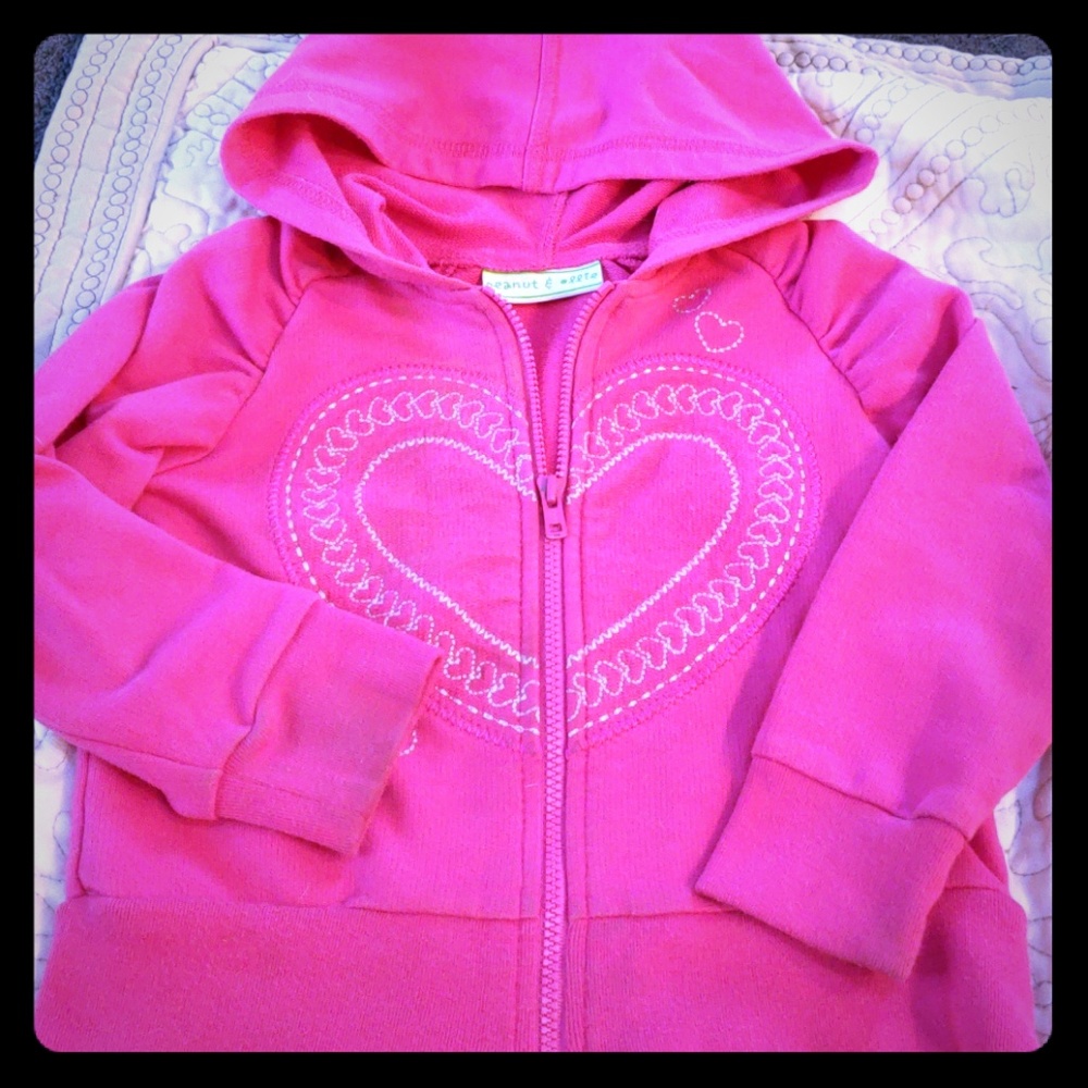 Adorable Heart Hoodie!!